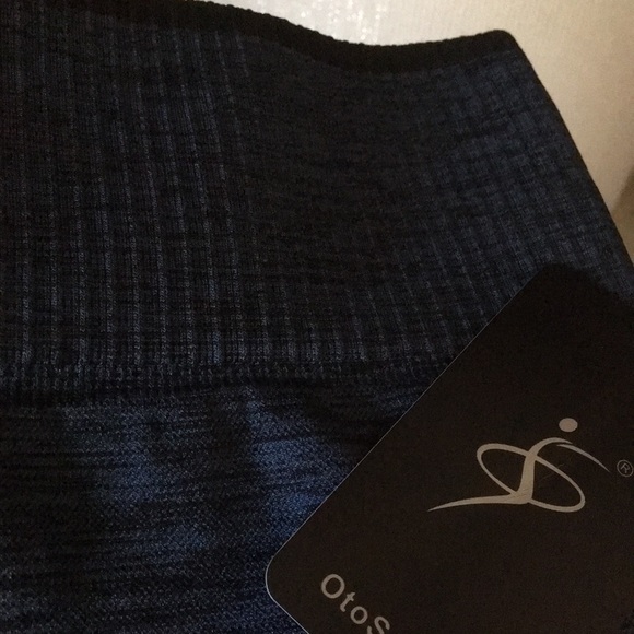 Otos Yoga capri compression power leggings blue S/M NWOT - Picture 8 of 9